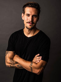 Thumbnail for → camiseta essential